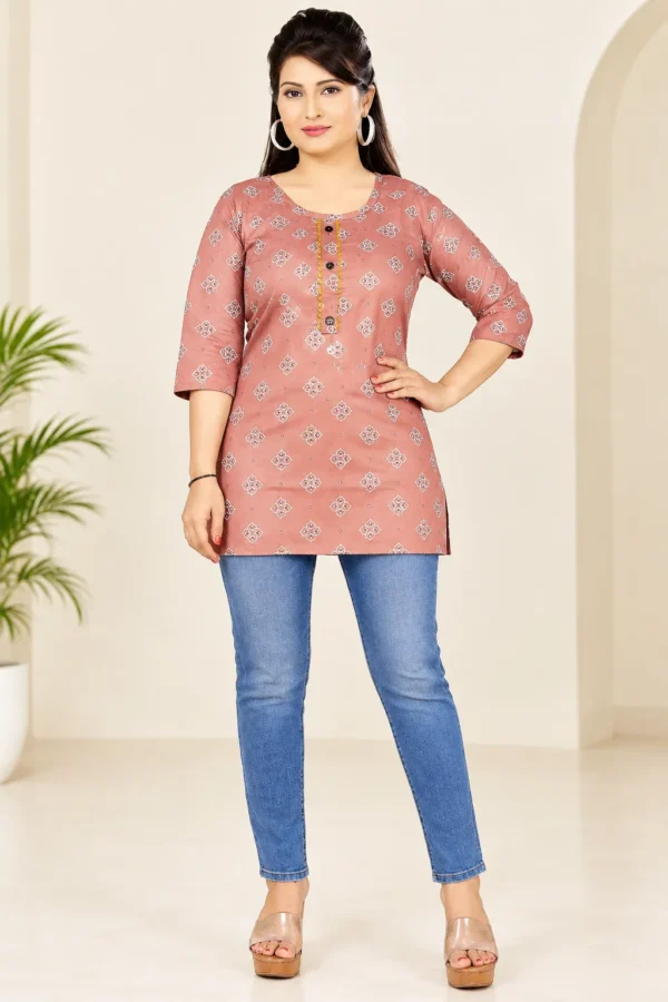 VRAA Women Printed Short Kurti with Round Neck and 3/4 Sleeves